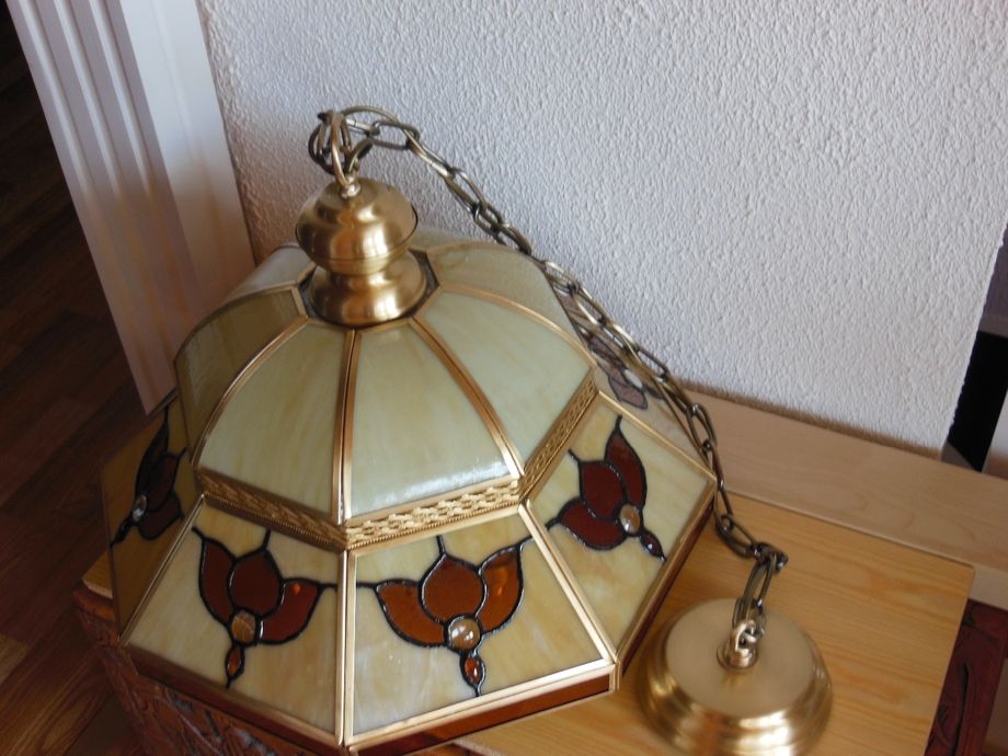 EKSKLUSIV-TAKLAMPE-MOD-2-4687-4E14-1-E27 Lampeholder;
DIAMETER Ø-500mm-HØYDE-500mm-HØYDE MED KJEDE-1200mm
Kjede kan inkortes ved og ta av ledd;
For pris og leveringsinfo; kontakt; odderiks@online.no