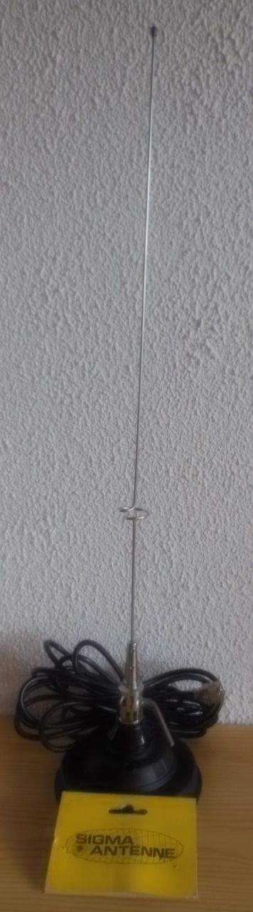 SIGMA DX BIBANDA-Mobil Antenne- Magnet Mount;Hight 0,59M-Ø-Magnet 120mm-4Meter-coax-PL259-Kr 600,-+Porto-N-Pakken;Kr 150,-
Kontakt;epost;odderiks@online.no
