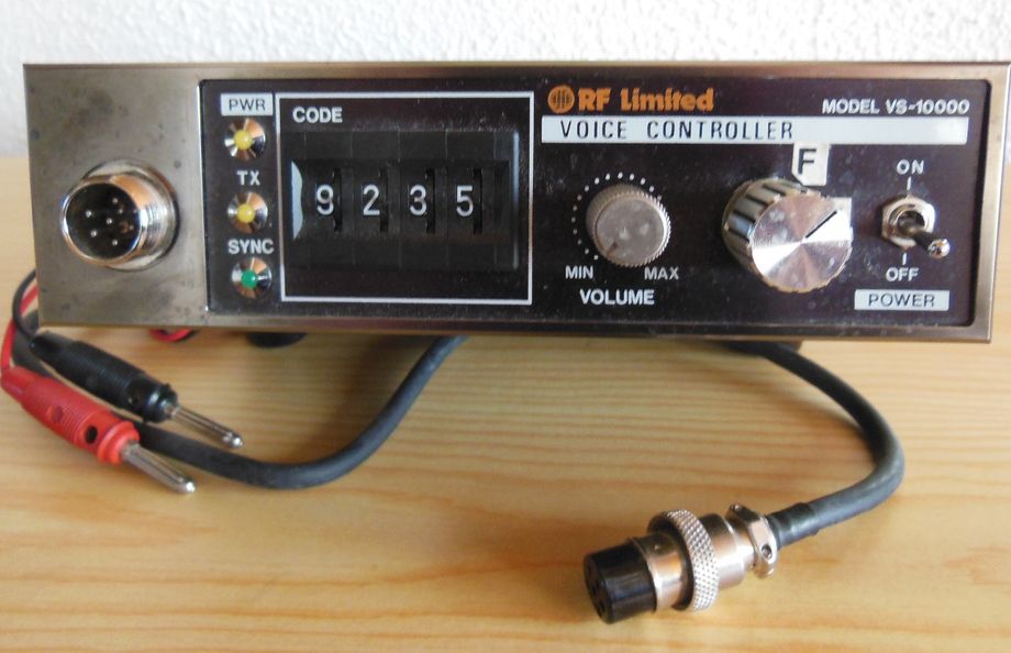 VOICE SCHRAMBLER VS 10000  10000 Codes.